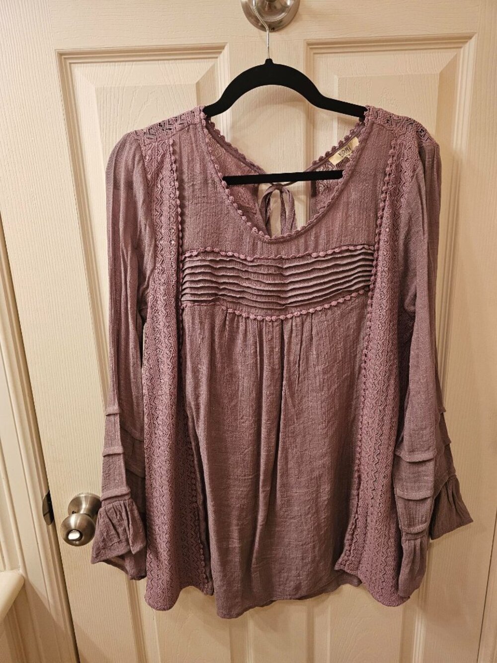 NWT Kori Medium Purple Blouse w / Lace Detail